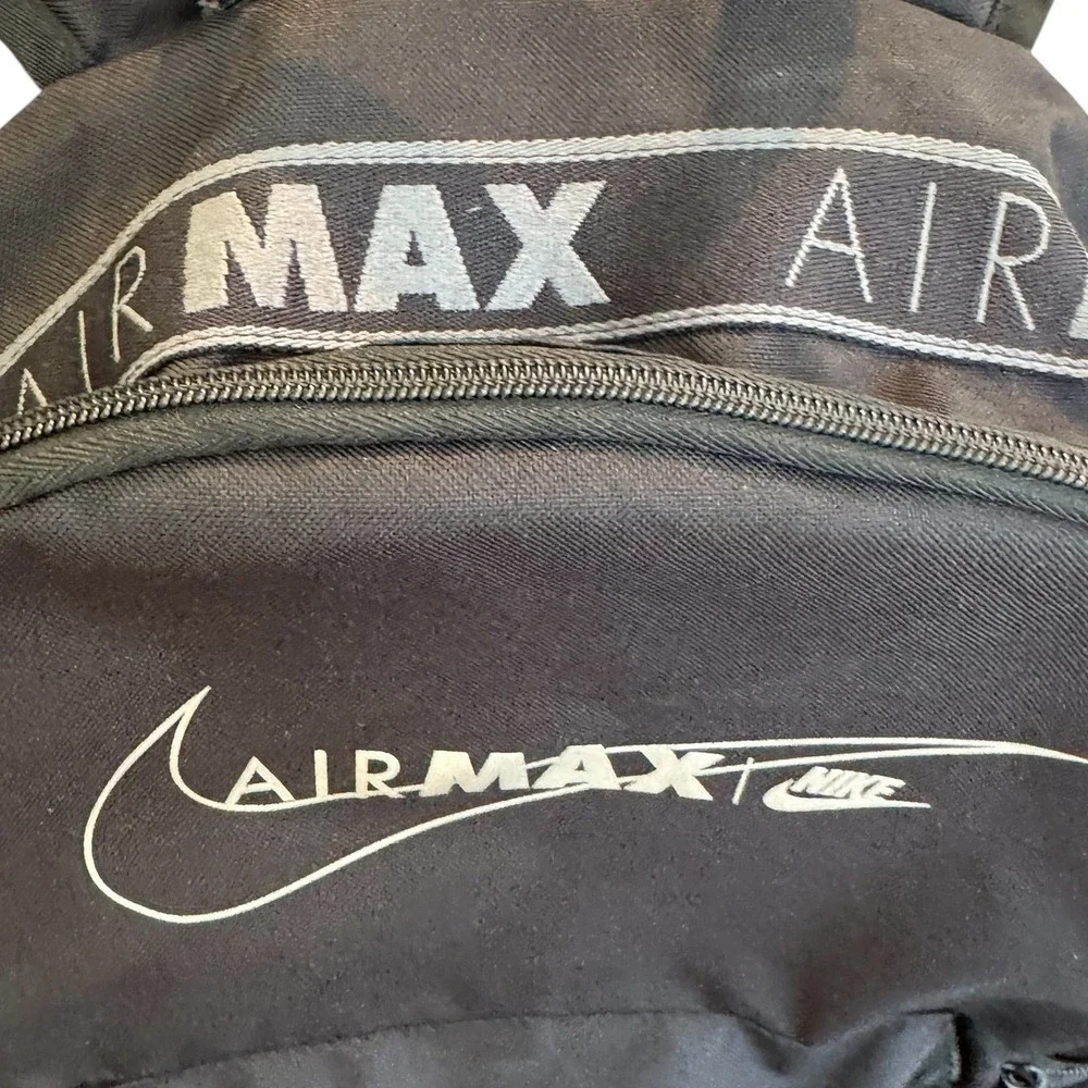 Nike Air Max Backpack Black Swoosh Logo School Gym Bag‎ Sporty Streetwear